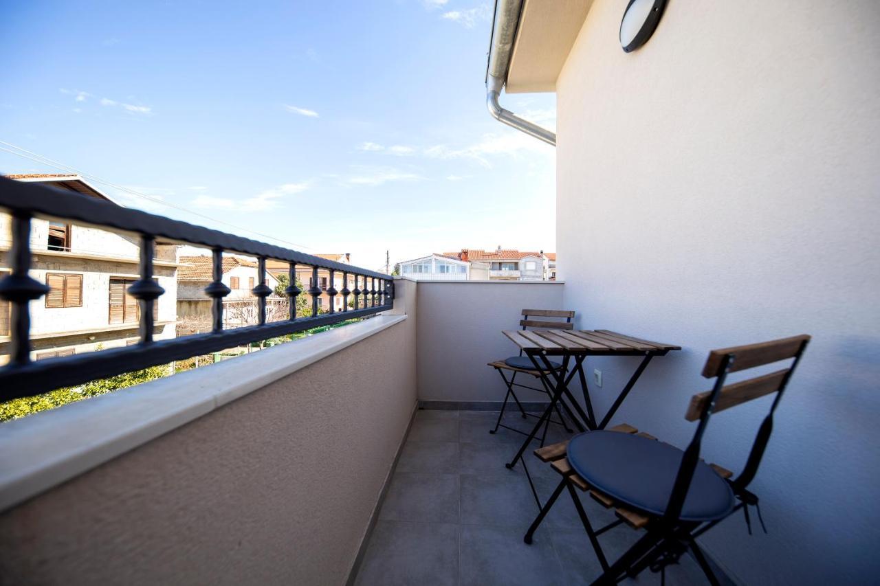 Appartement Apartman 2 Relax Zadar Extérieur photo