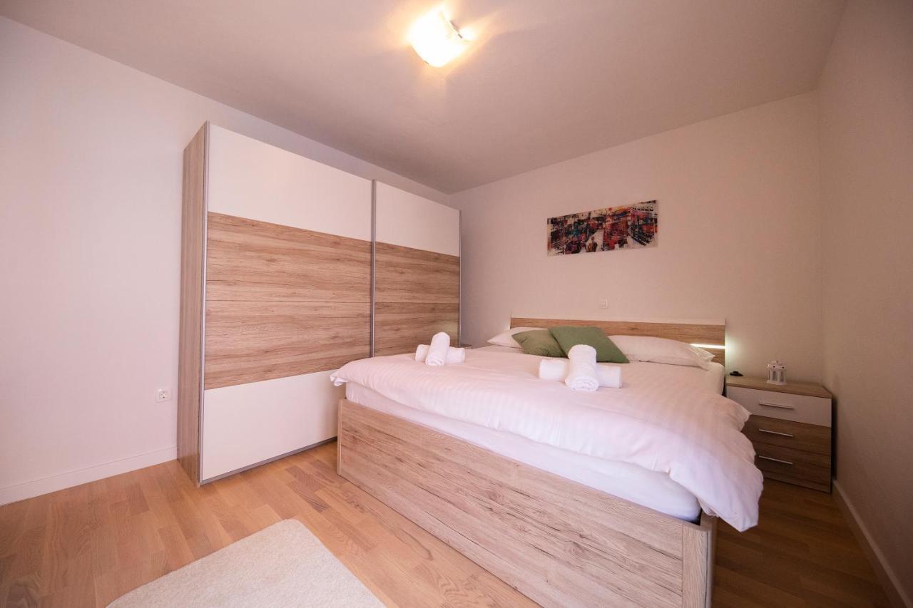 Appartement Apartman 2 Relax Zadar Extérieur photo