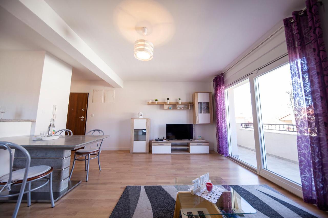Appartement Apartman 2 Relax Zadar Extérieur photo