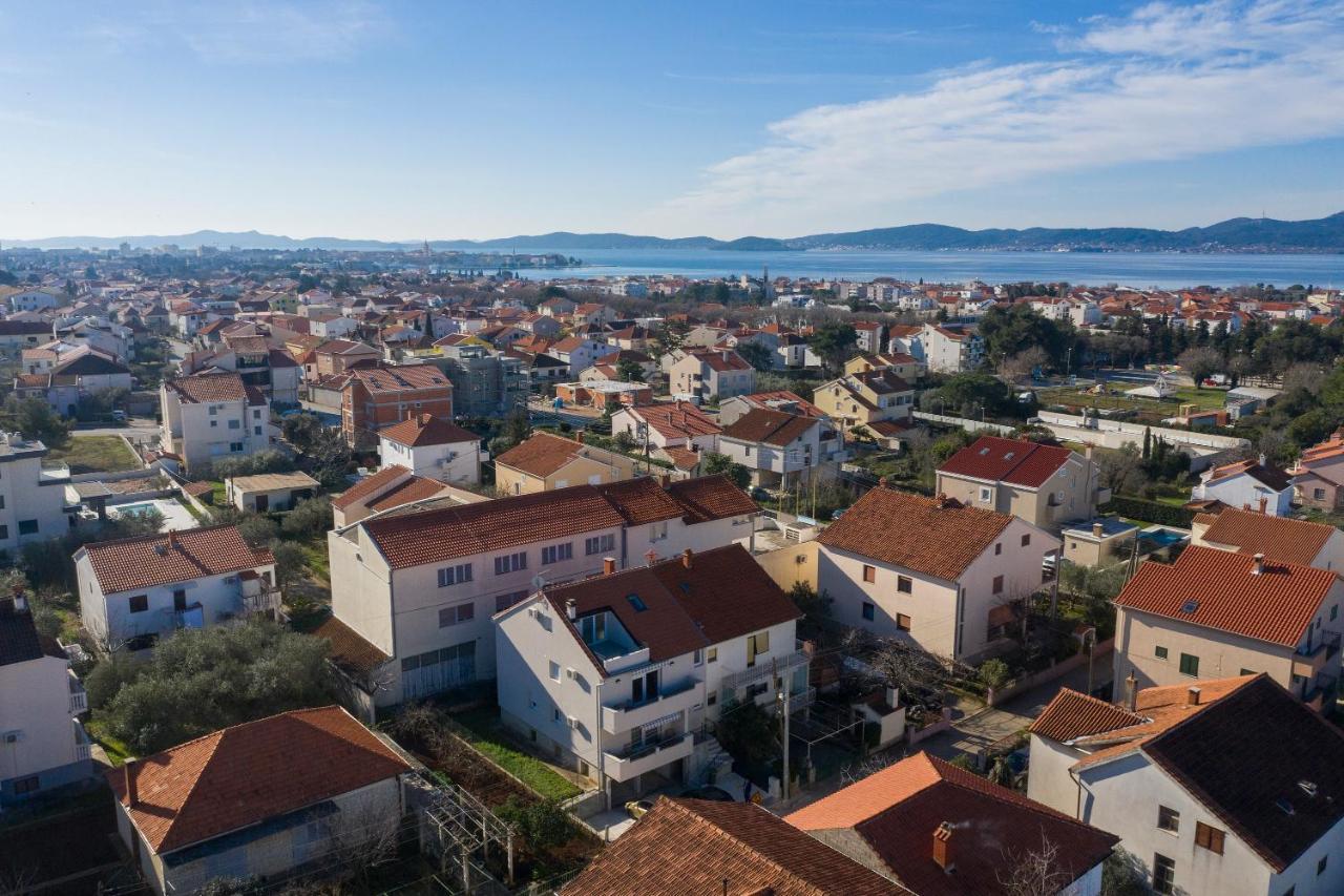 Appartement Apartman 2 Relax Zadar Extérieur photo